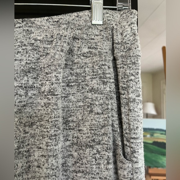 Gray Lounge Set - Picture 11 of 15